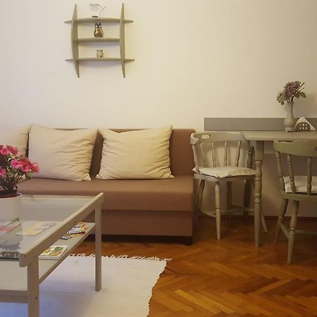 Hortenzia Apartment Сегед Екстериор снимка