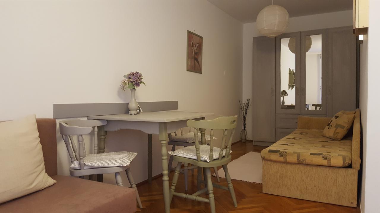 Hortenzia Apartment Сегед Екстериор снимка