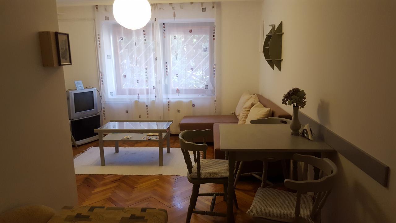 Hortenzia Apartment Сегед Екстериор снимка