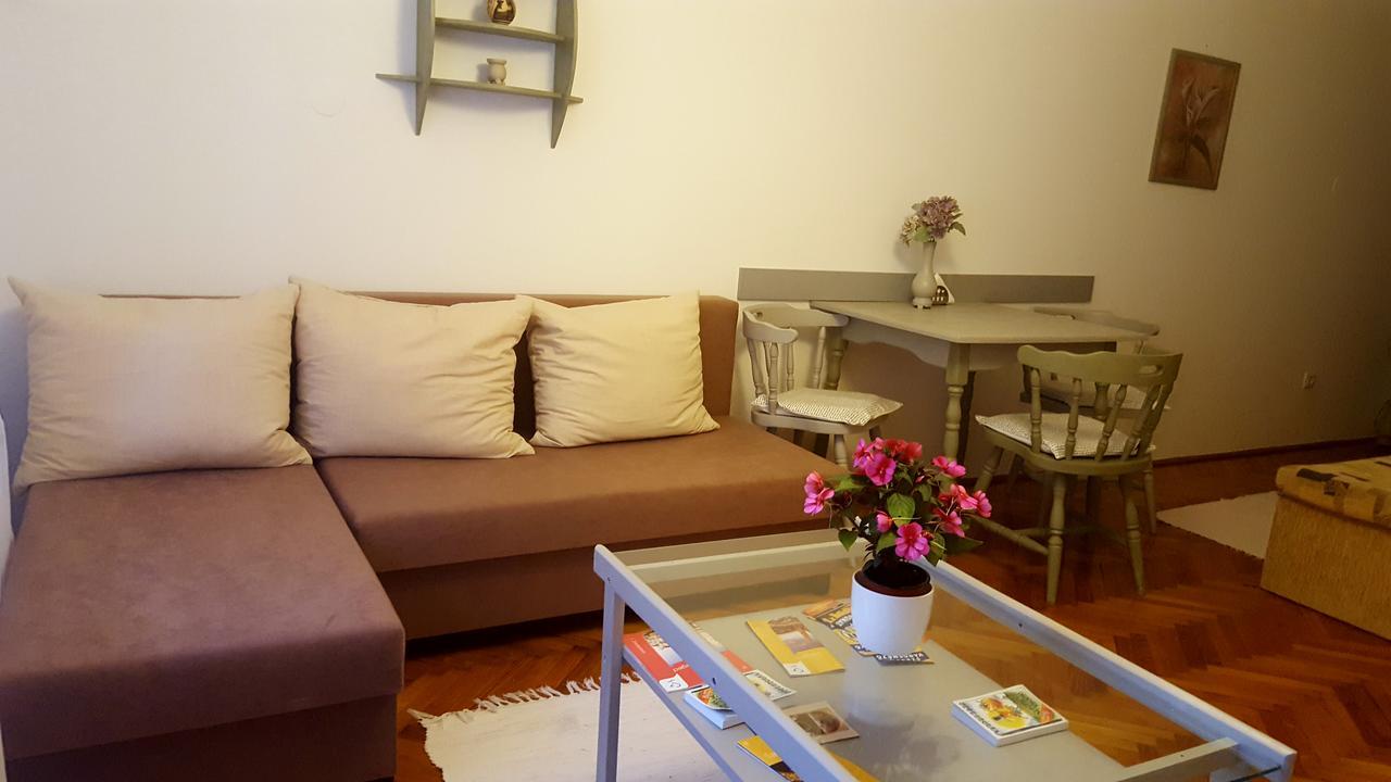 Hortenzia Apartment Сегед Екстериор снимка